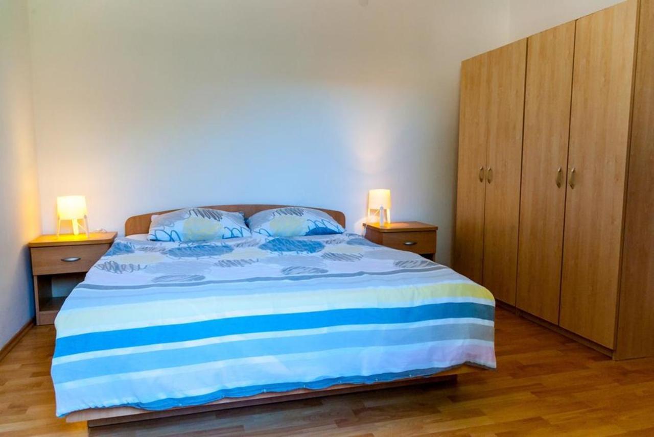 Villa Mediterranea - Apartments Medulin Eksteriør bilde